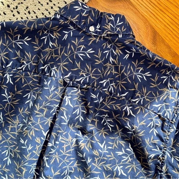 Gap Men’s Button Down Shirt in Bamboo Print - Picture 6 of 7